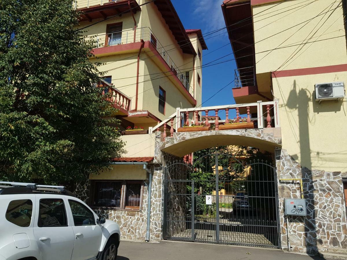 Casa Tiky Hotel ทิมิชัวรา ภายนอก รูปภาพ