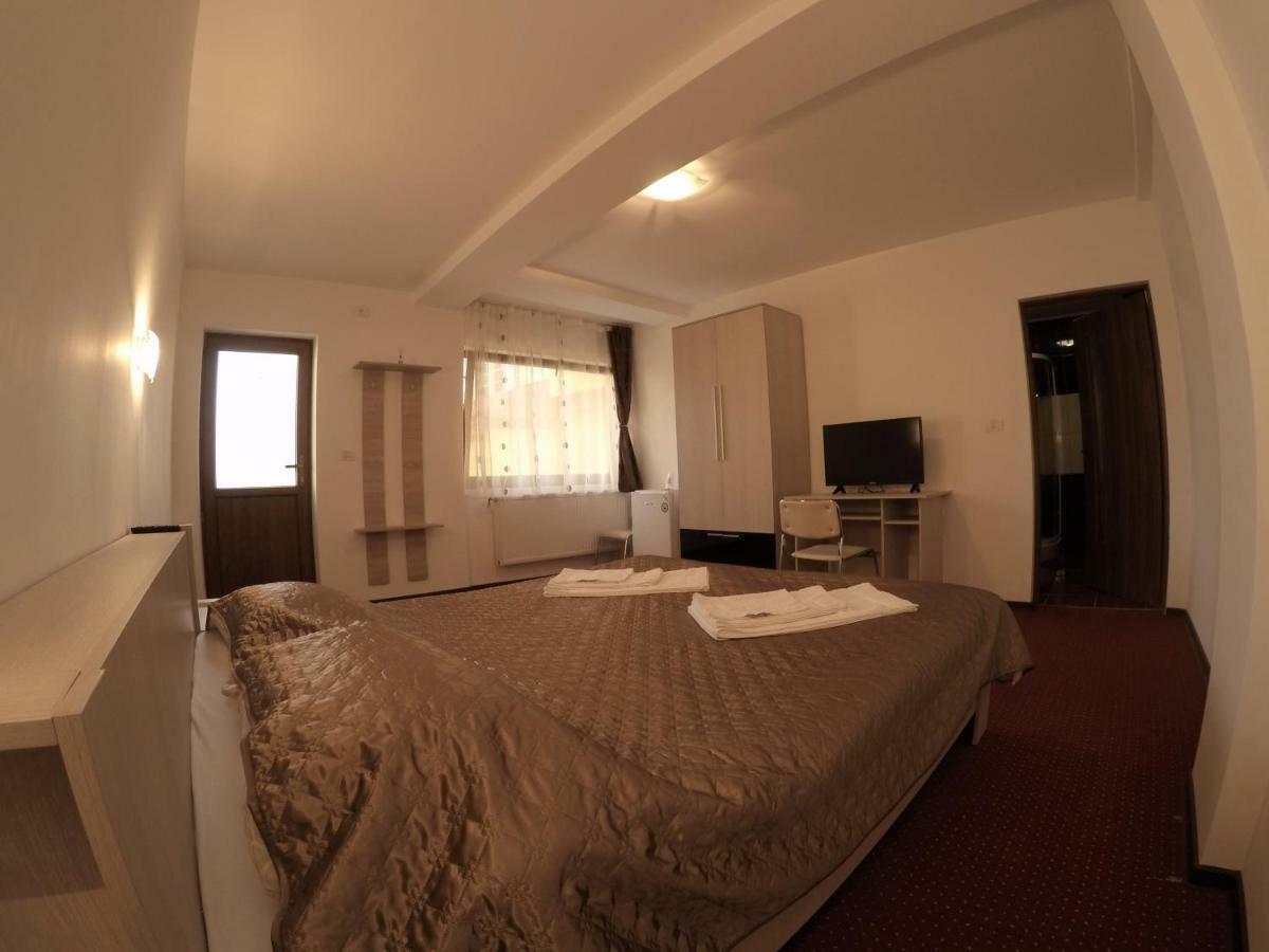Casa Tiky Hotel ทิมิชัวรา ภายนอก รูปภาพ