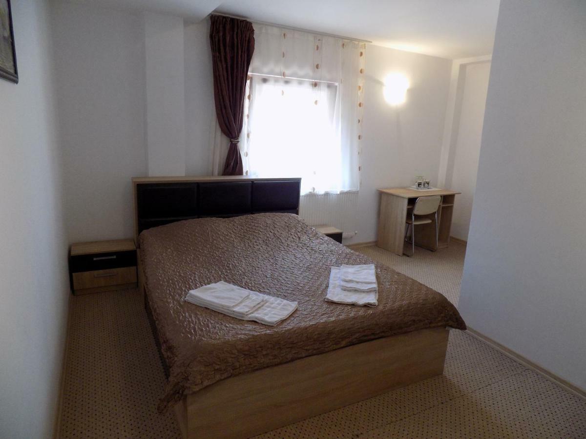 Casa Tiky Hotel ทิมิชัวรา ภายนอก รูปภาพ